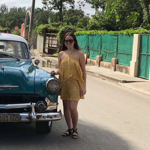 Bardot Dress in Gold Coast - Picture 3 of 3